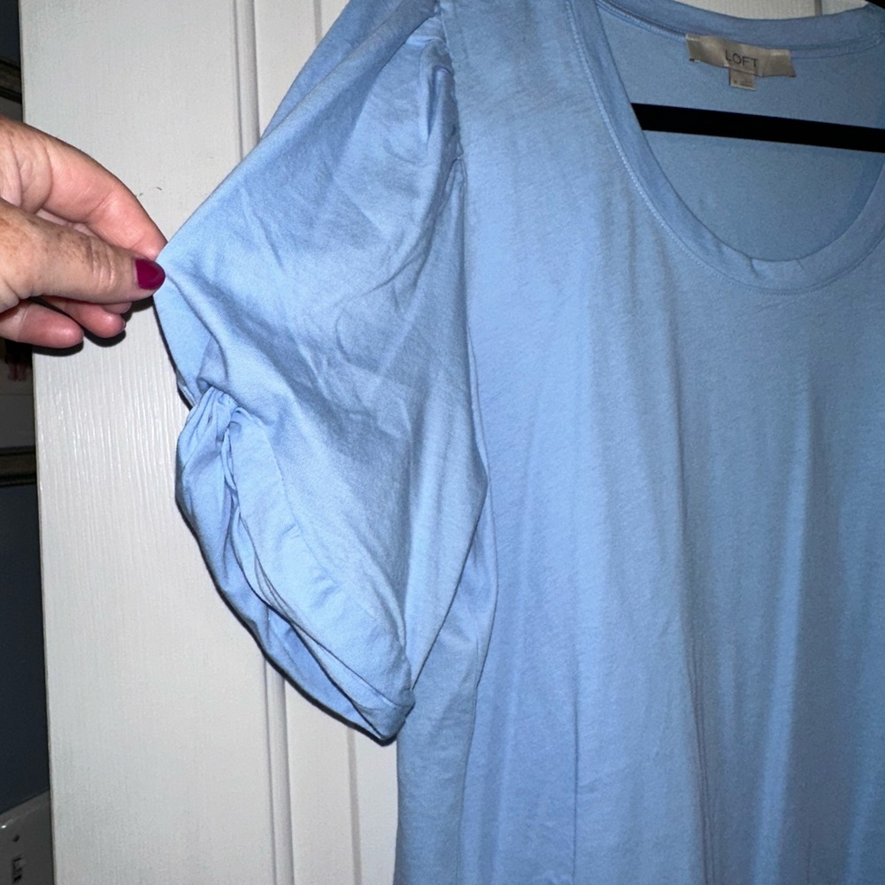 Such a fun puff sleeve top from The Loft medium - Picture 3 of 5